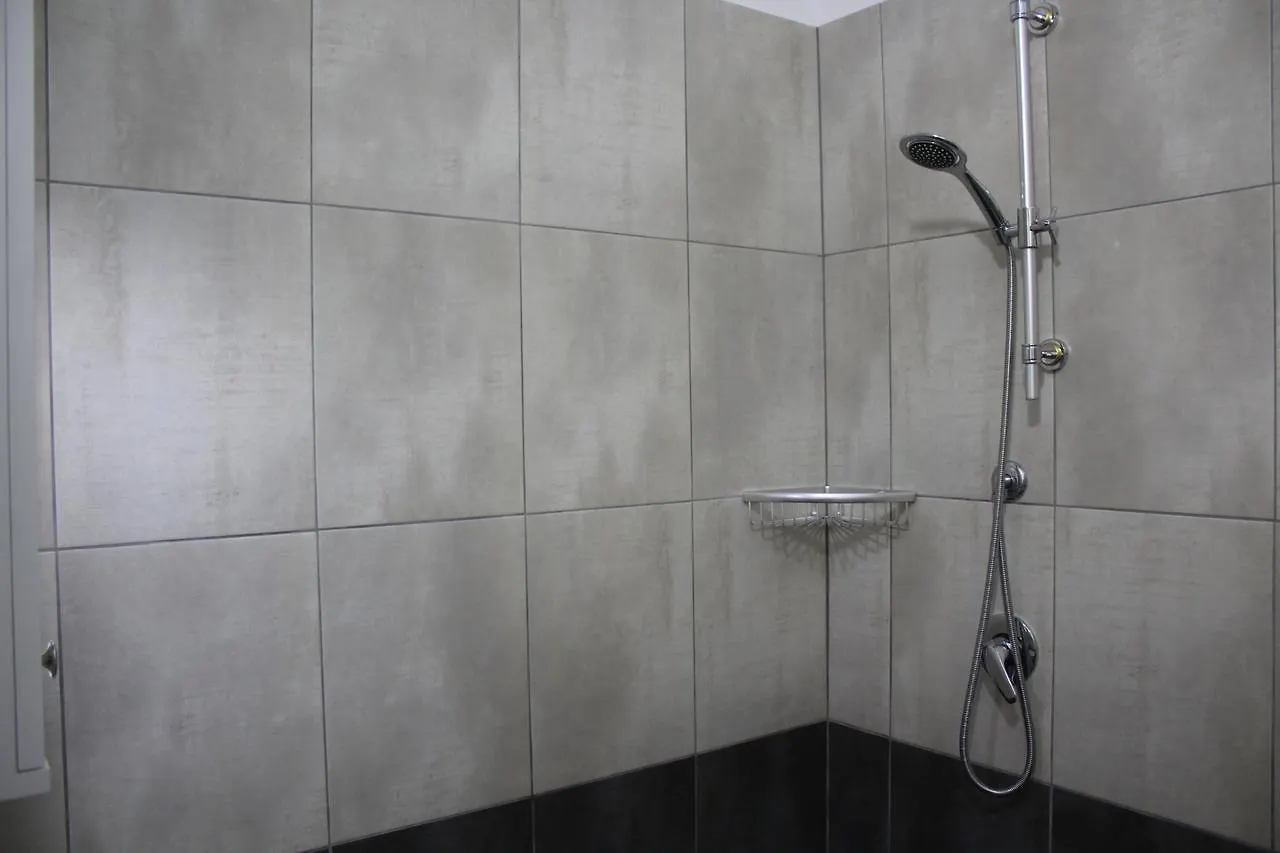 **  Hotel Eduard Shëngjin Albania