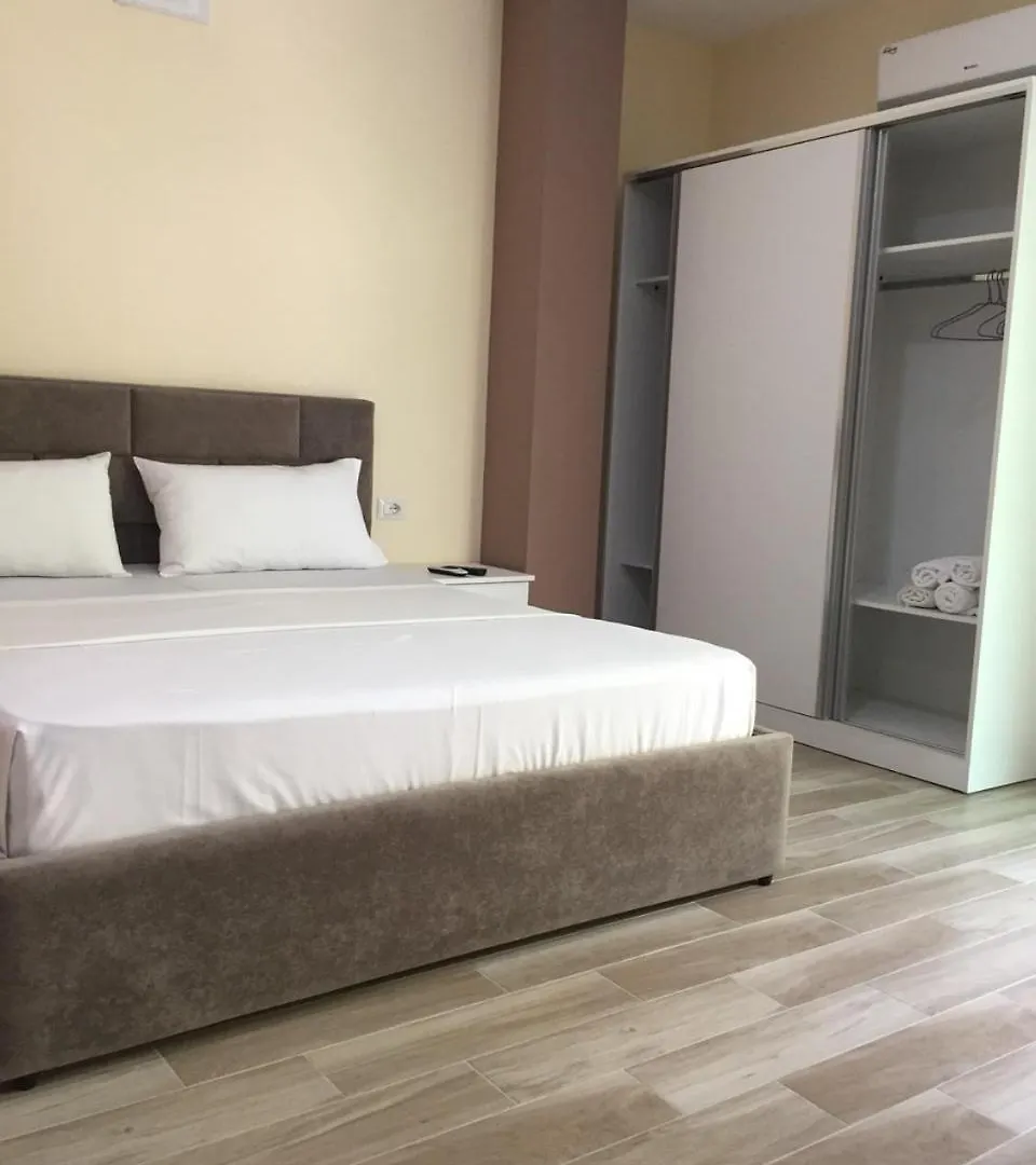 Hotel Eduard Shëngjin